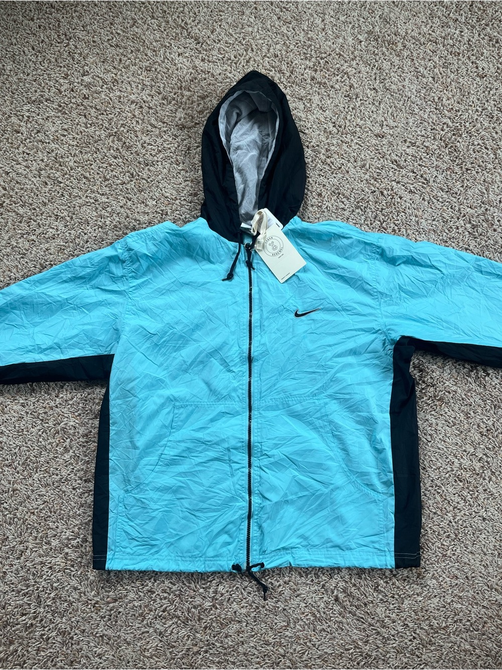 Nike windbreaker jacket